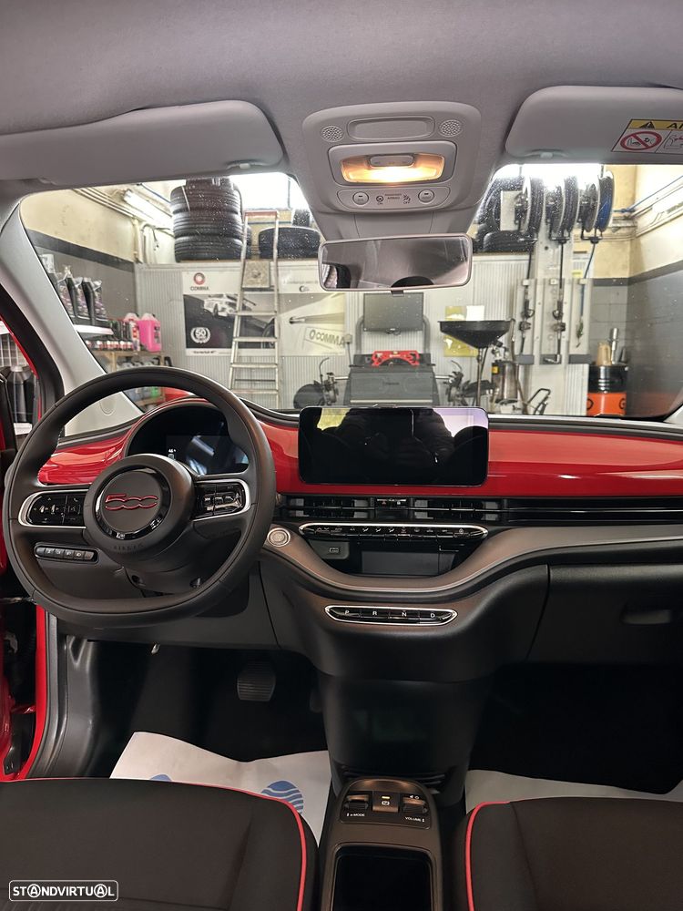 Fiat 500e 23,8kWh Red - 6