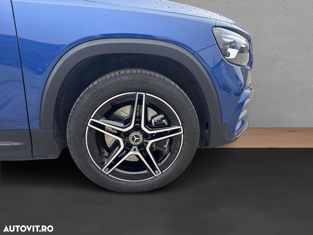Mercedes-Benz GLB - 15