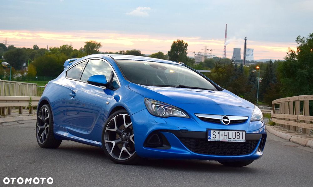 Opel Astra OPC Start/Stop - 1