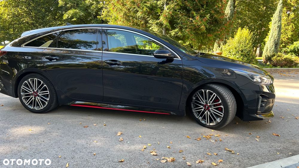 Kia ProCeed 1.6 T-GDI GT DCT - 30