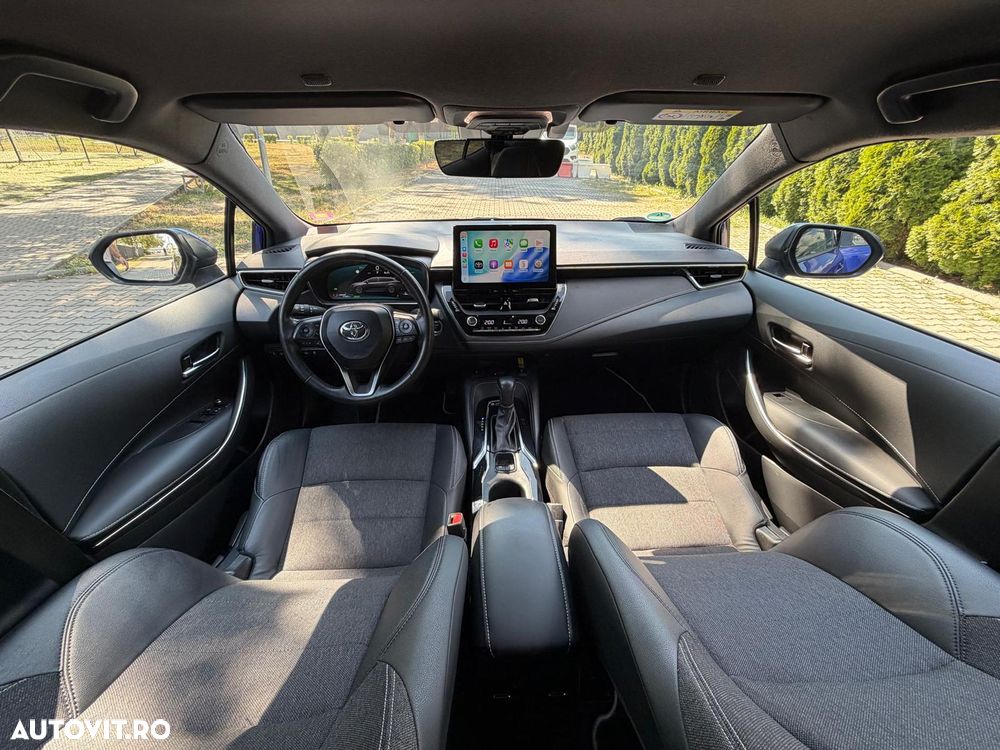 Toyota Corolla - 10
