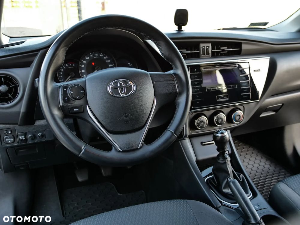 Toyota Corolla 2018 photo 2