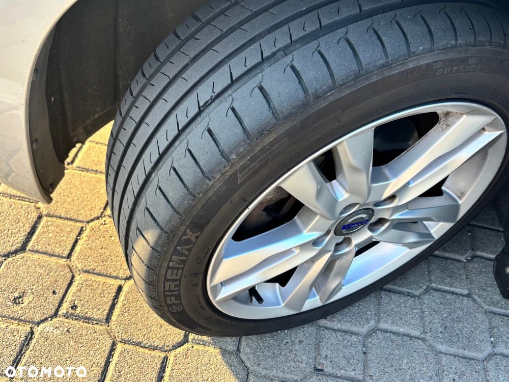 Volvo V60 D3 Momentum - 10