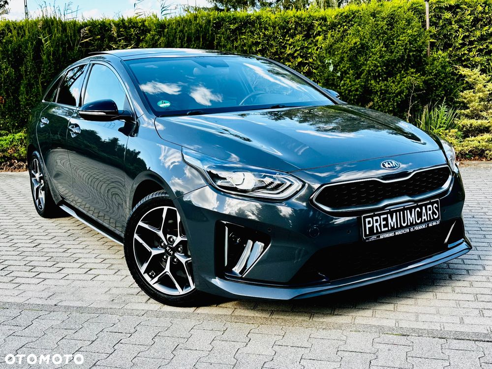 Kia ProCeed - 11