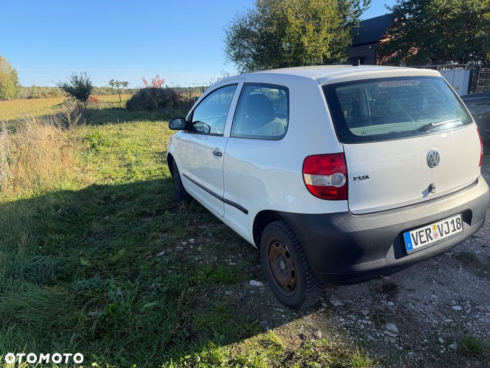 Volkswagen Fox 2011 photo 3