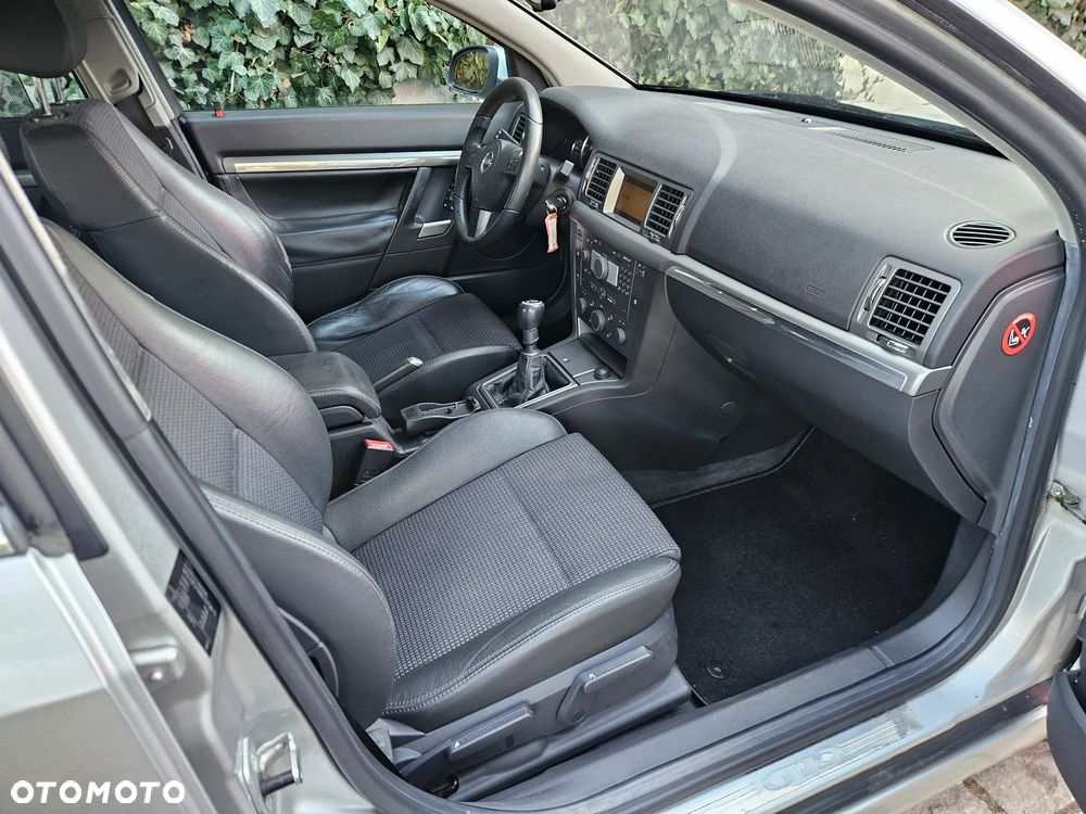 Opel Vectra 2.2 GTS - 14