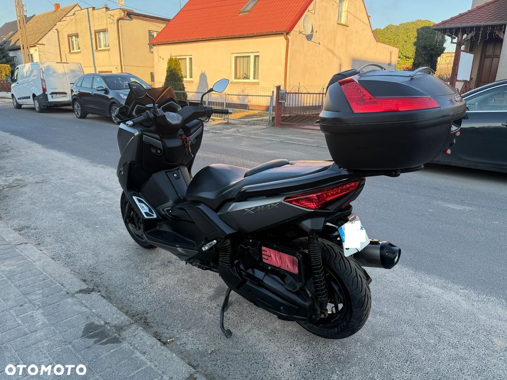 Yamaha X-max - 7