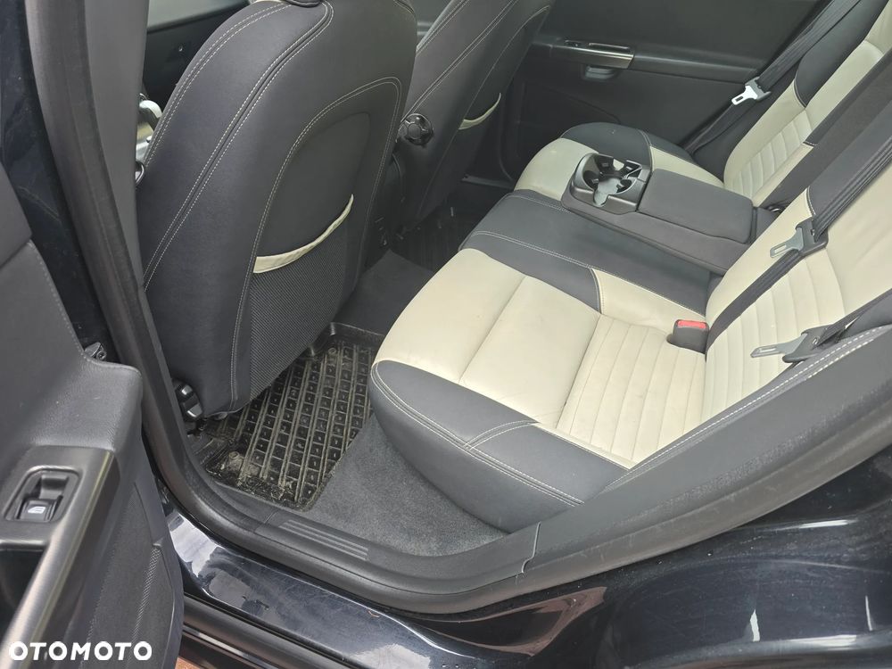 Volvo S40 D5 DPF RDesign - 23