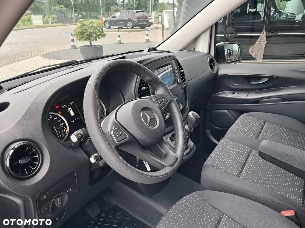 Mercedes-Benz Vito - 13