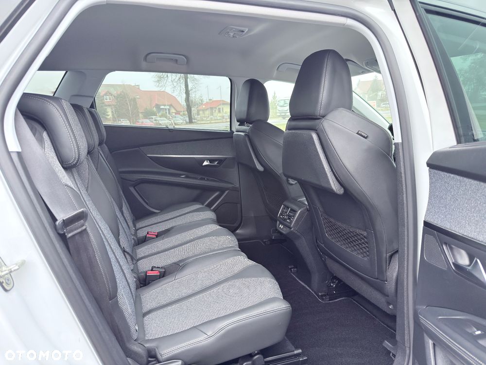 Peugeot 5008 BlueHDi 130 EAT8 GT - 17