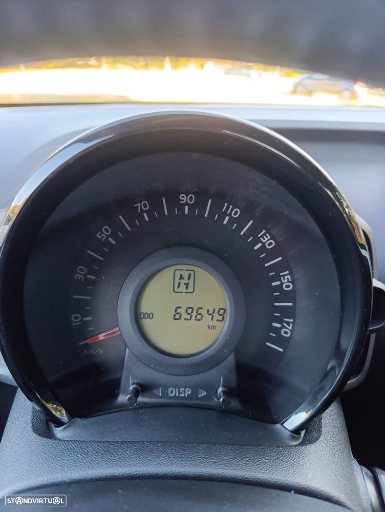 Peugeot 108 Top! 1.0 VTi Style ETG5 - 10