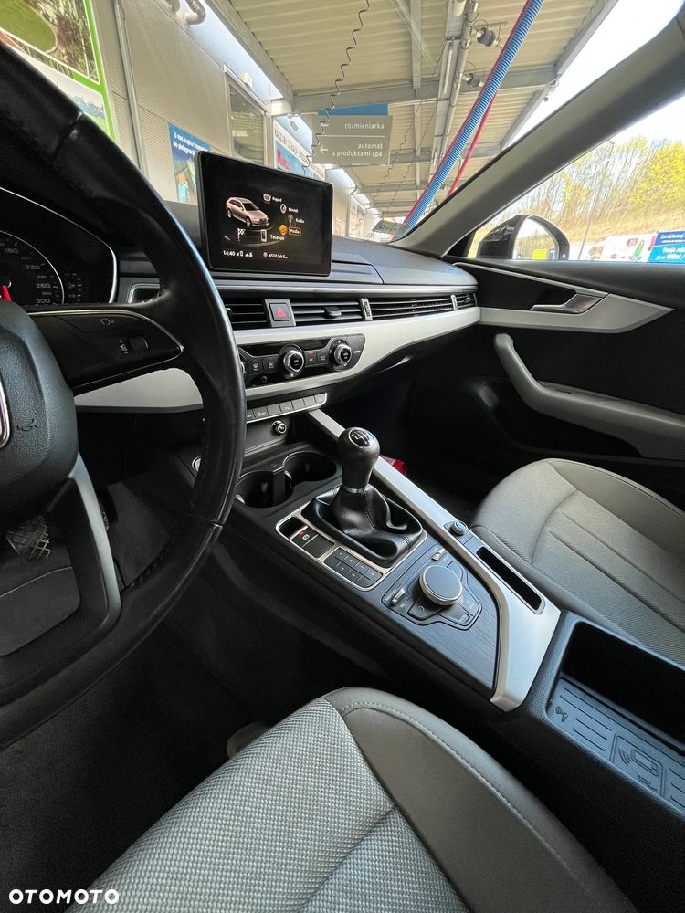 Audi A4 Avant 2.0 TDI - 22