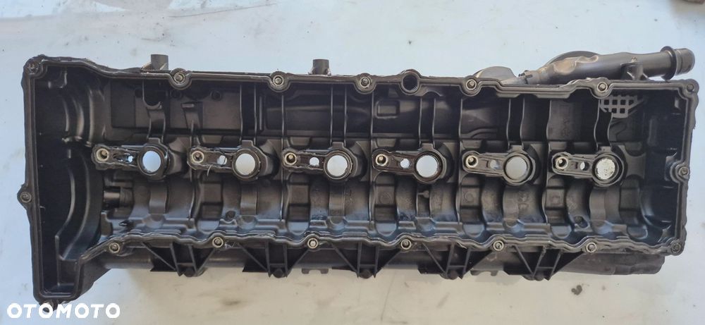 POKRYWA ZAWORÓW SILNIKA BMW 5 F10 F11 N57D30B N57 3.0D 33127724 - 3