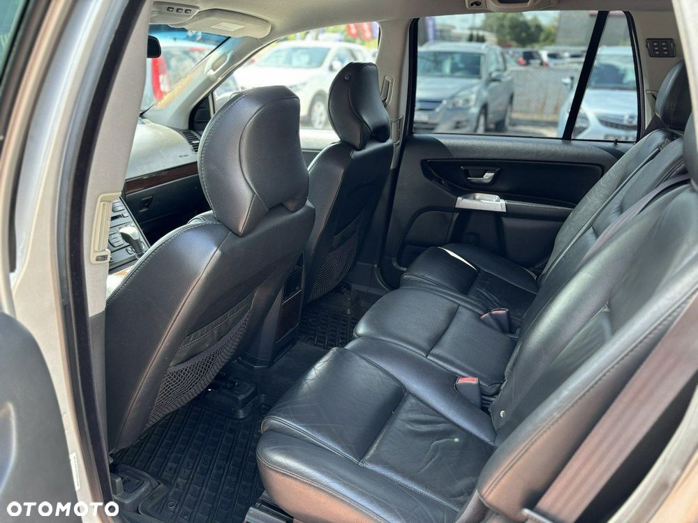 Volvo XC 90 - 21