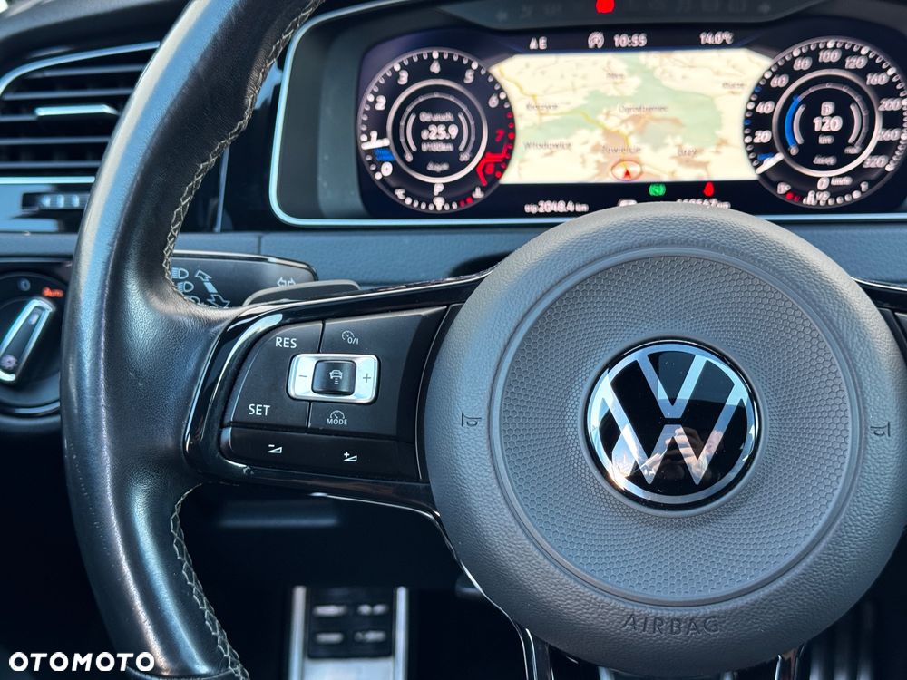 Volkswagen Golf - 16