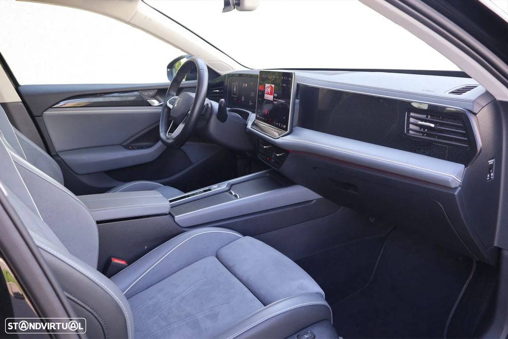 VW Passat Variant 2.0 TDI Business DSG - 14
