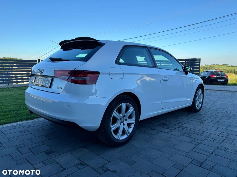 Audi A3 3-drzwiowe 1.2 TFSI Attraction - 5
