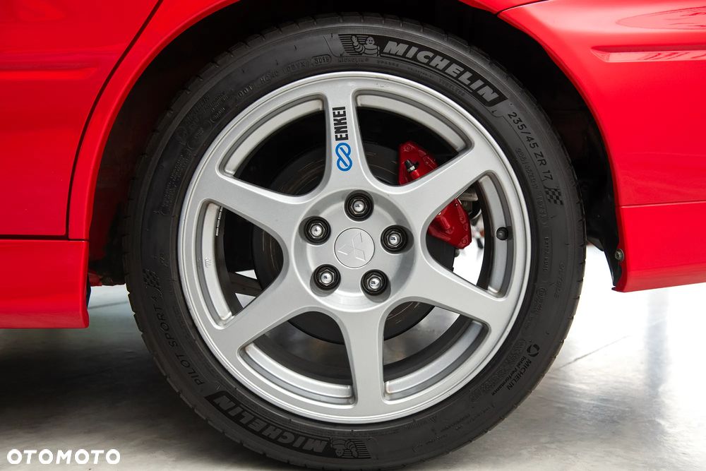 Mitsubishi Lancer Evolution VIII - 13