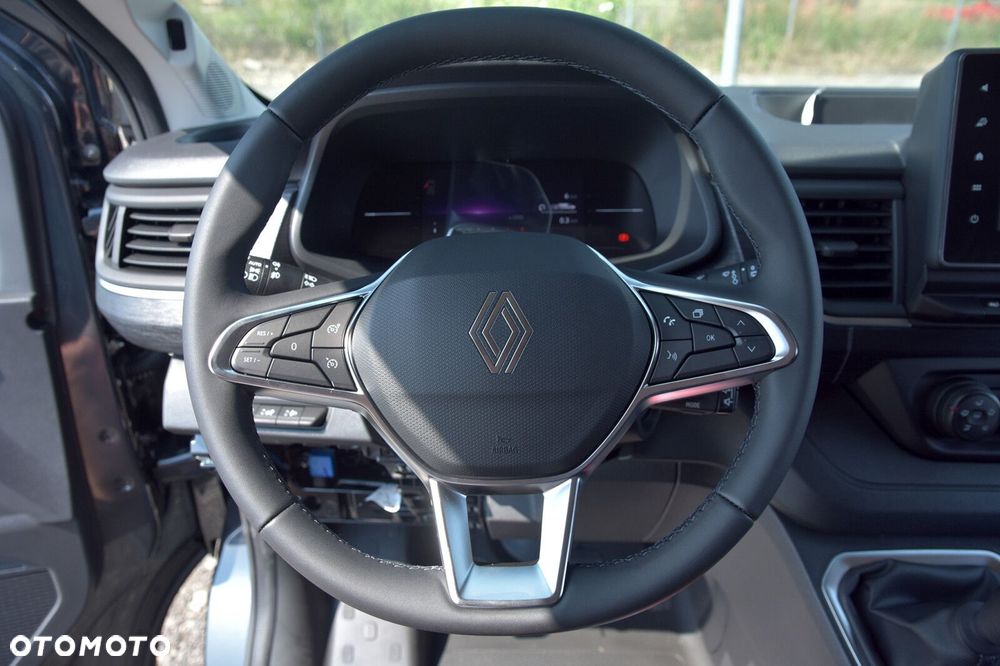 Renault Trafic - 11