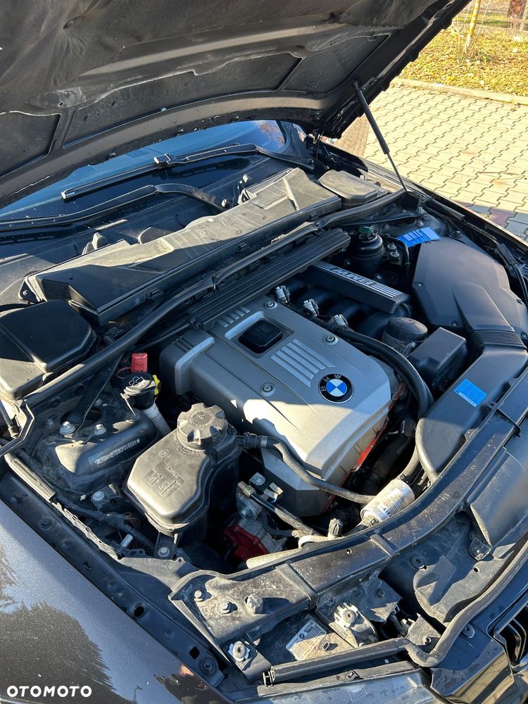 BMW Seria 3 325i - 28