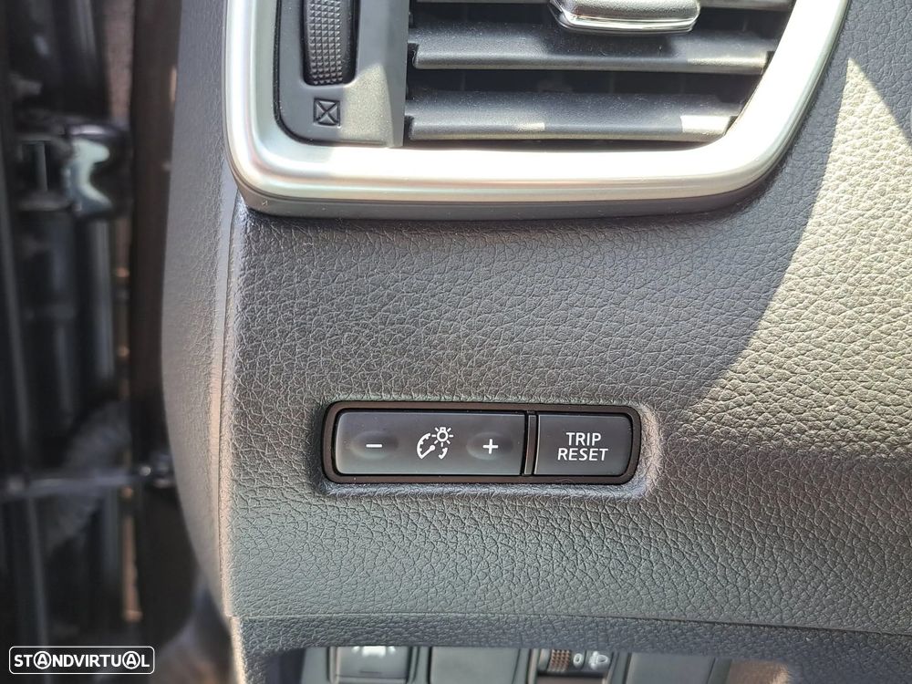 Nissan Qashqai 1.3 DIG-T N-Connecta J18 - 37