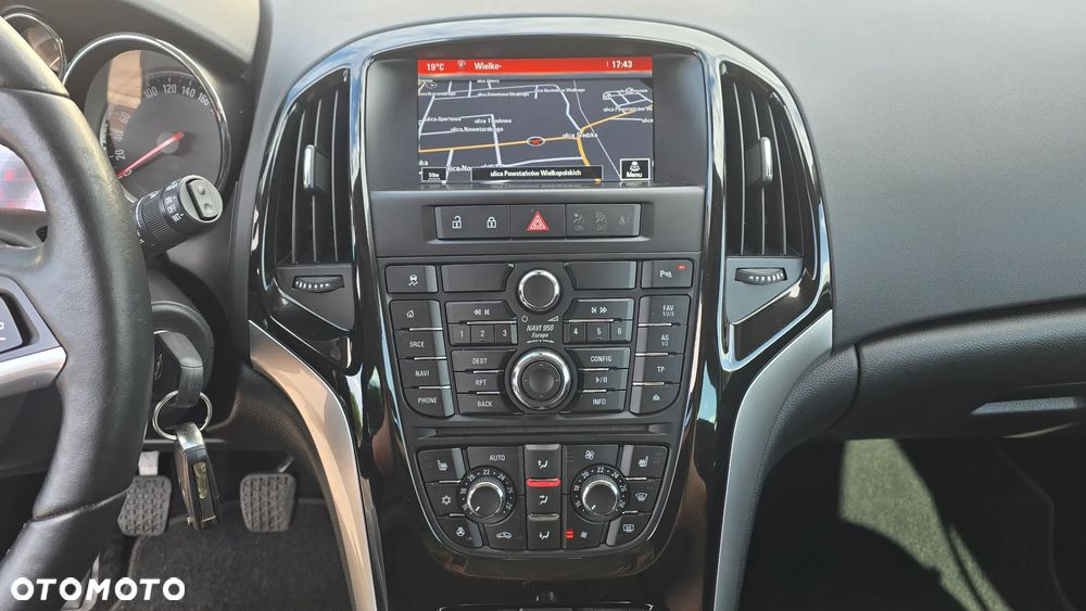 Opel Astra - 16