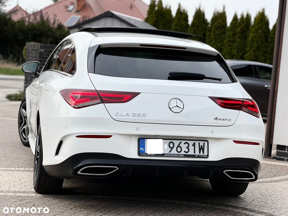 Mercedes-Benz CLA 250 4-Matic AMG Line 7G-DCT - 7