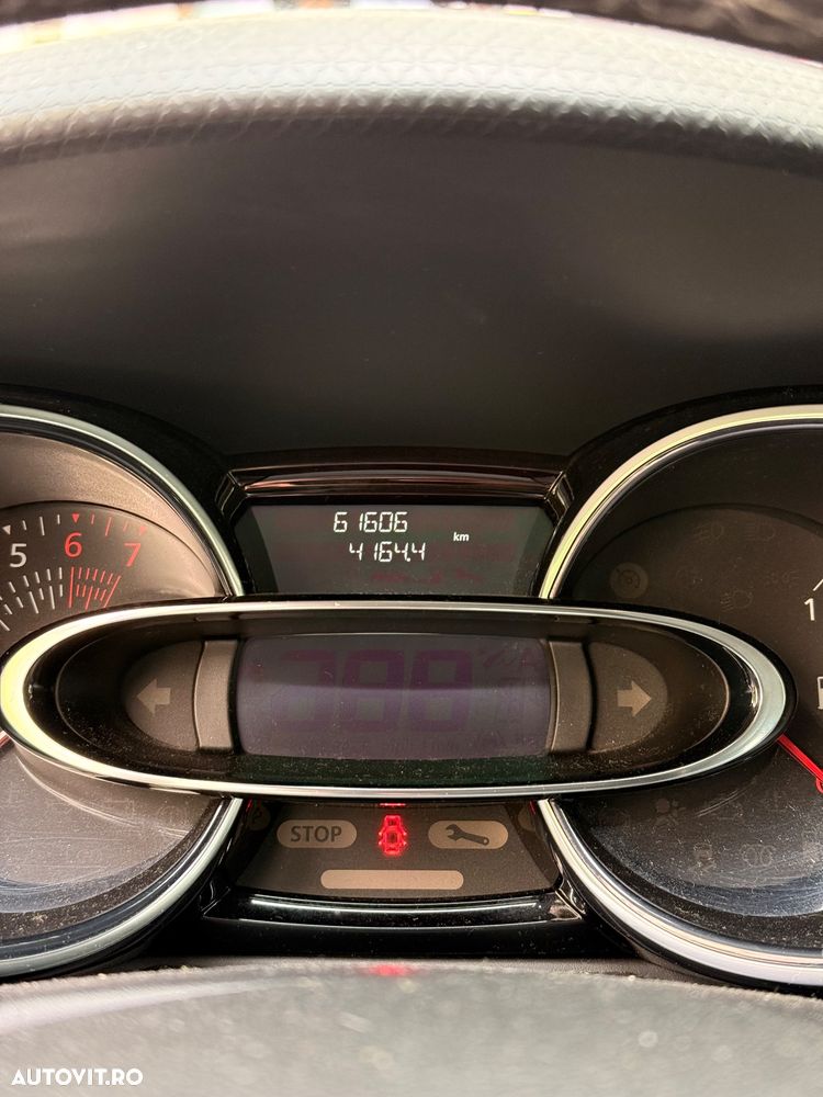 Renault Clio - 14