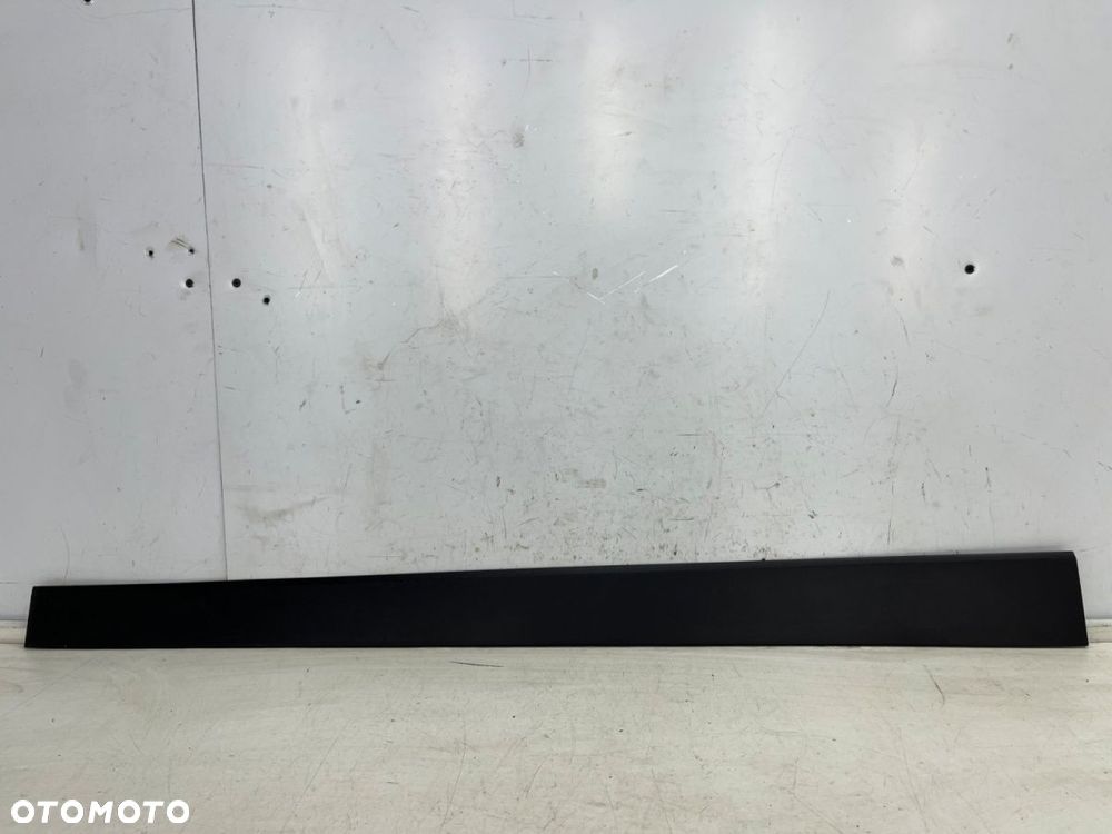 Listwa Seat Arona 17r.- lewa przednia DOLNA nakładka drzwi boczna lewy przód 6f9853959 - 1