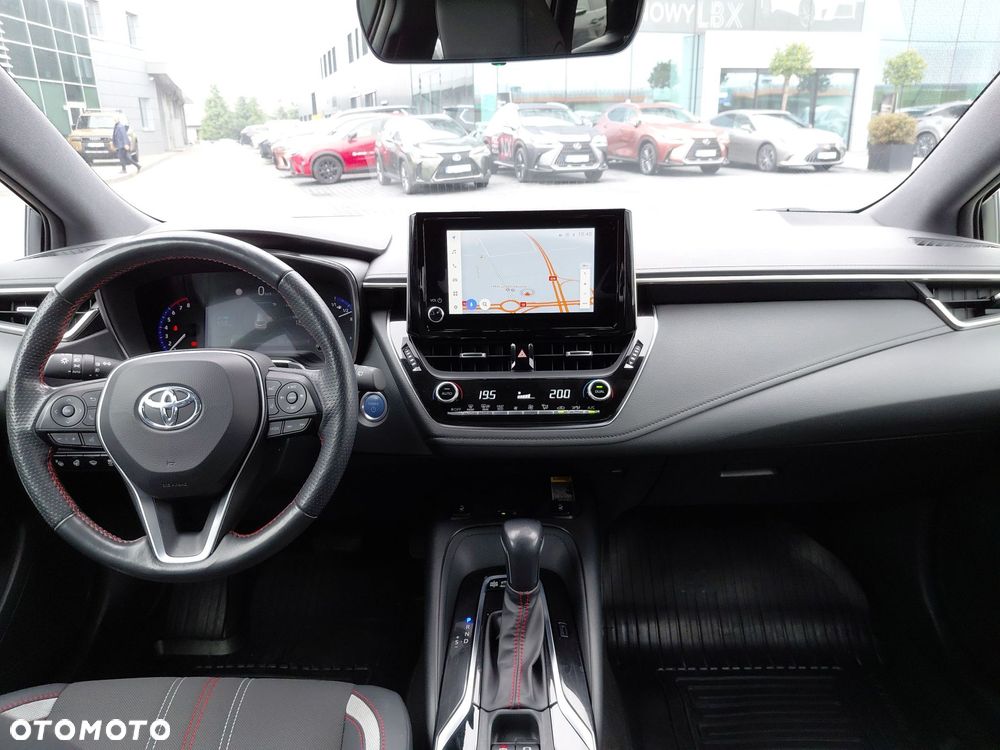 Toyota Corolla - 11