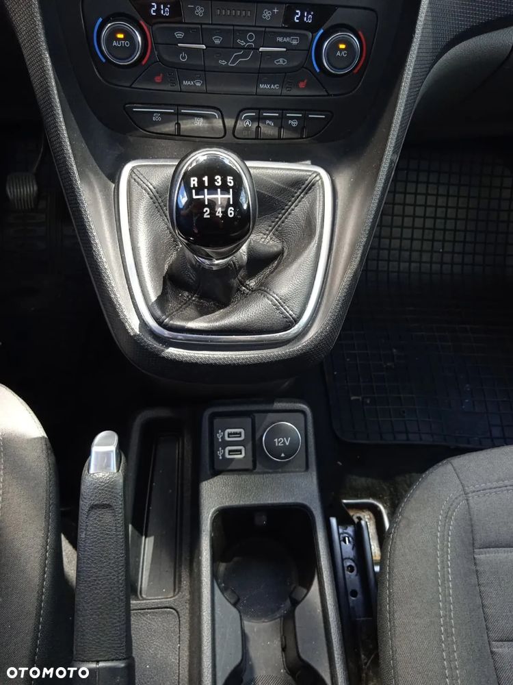 Ford Tourneo Connect Gr 1.5 EcoBlue Titanium - 27