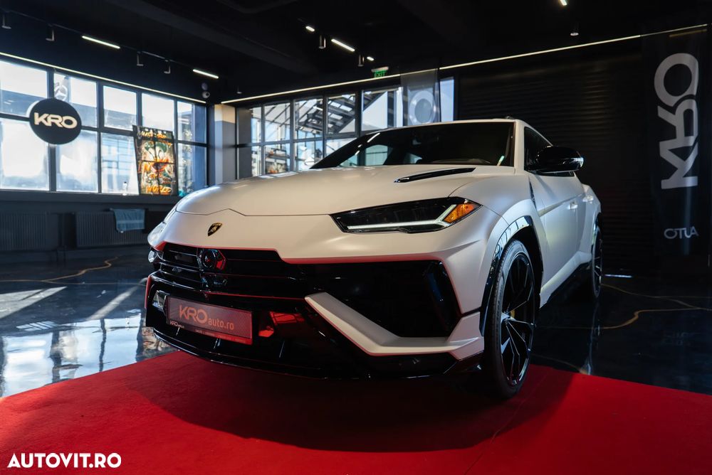 Lamborghini URUS - 25