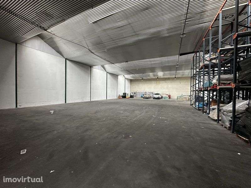 Aluguer de Armazens - Grande imagem: 2/8