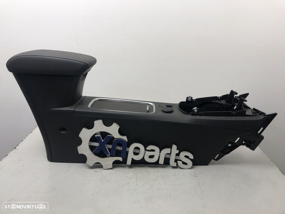 Consola Central Preto Usado OPEL ASTRA K Sports Tourer (B16) 1.6 CDTi | 11.15 -... - 1