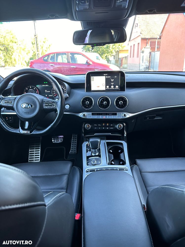 Kia Stinger 2.2 CRDI RWD GT Line - 21