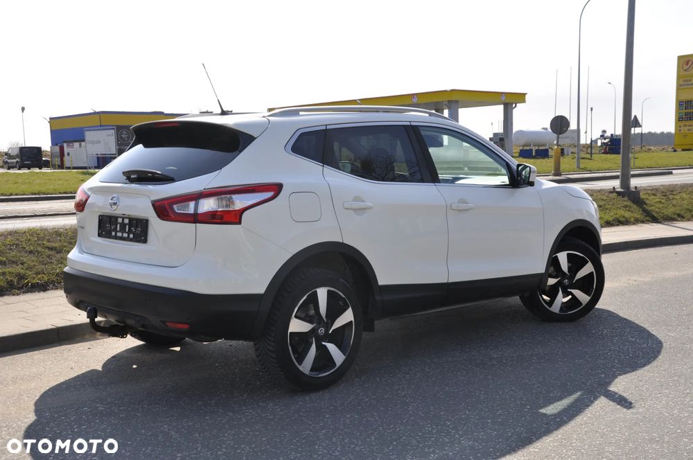 Nissan Qashqai 1.6 dCi Tekna S&S - 11