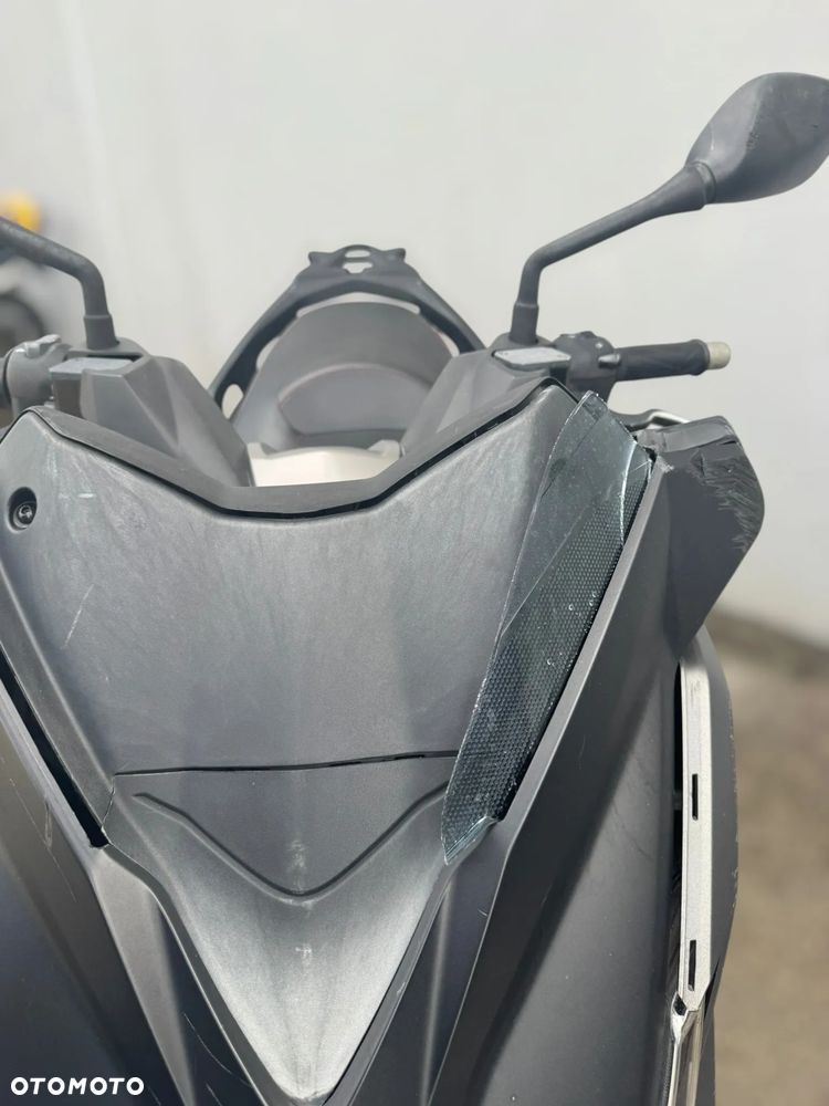 Yamaha X-max - 11