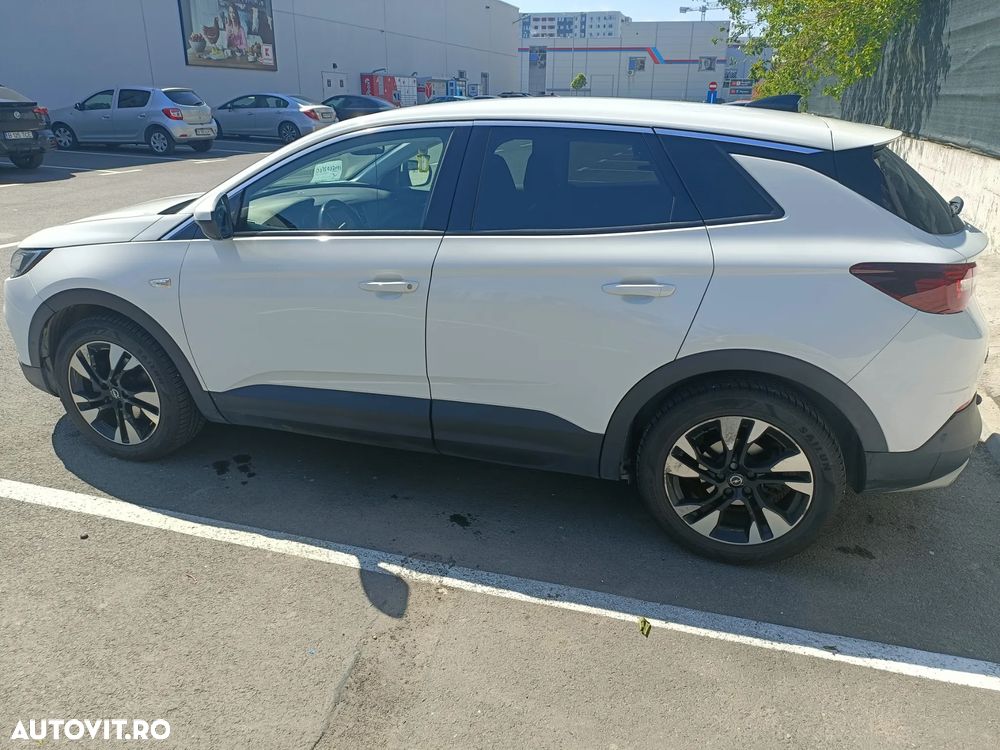 Opel Grandland X 1.2 Turbo START/STOP Aut. Ultimate - 3