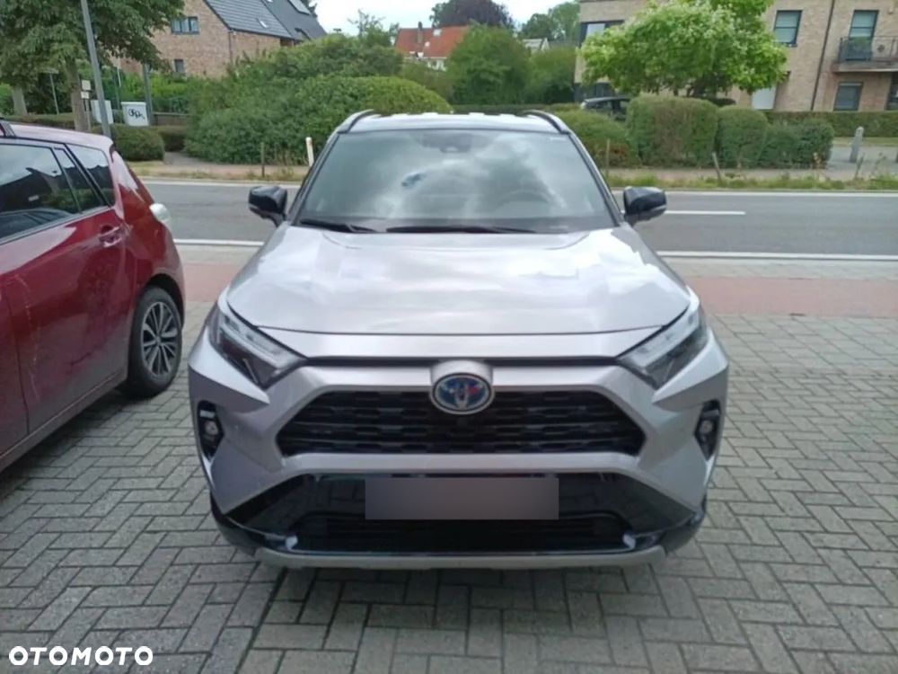 Toyota RAV4 - 1