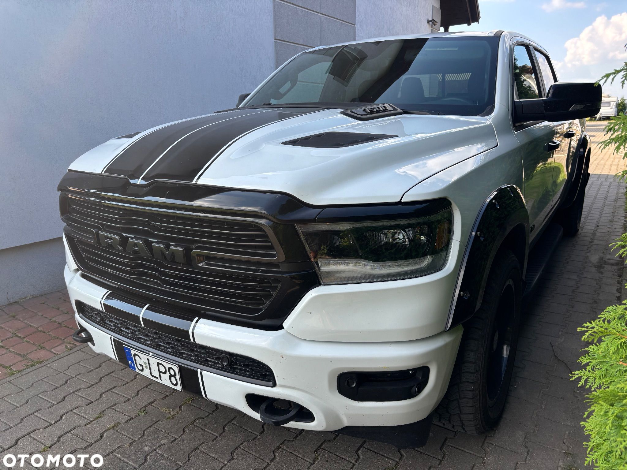 RAM 1500 5.7 Quad Cab Longbed Bighorn Black
