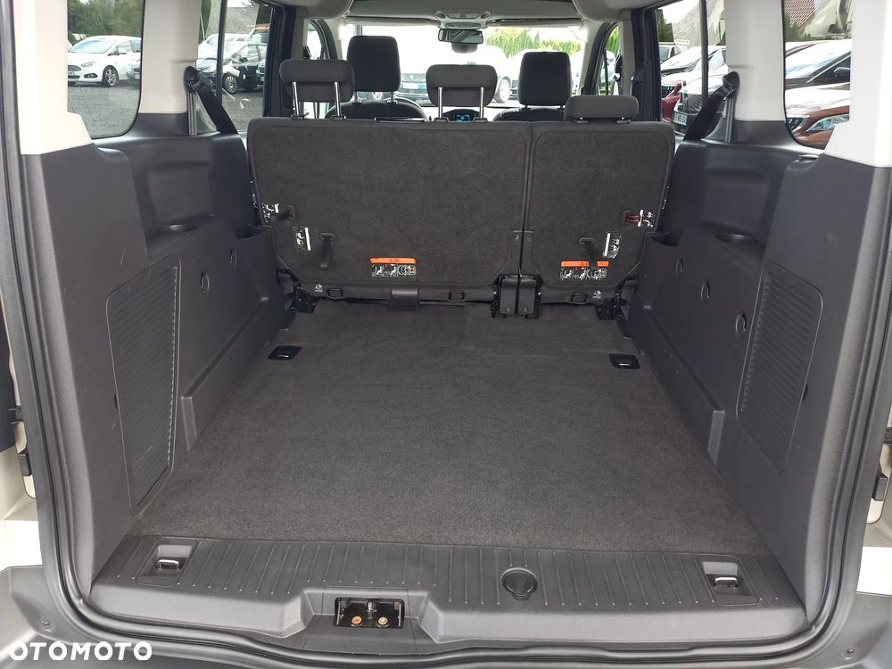 Ford Tourneo Connect Grand 1.5TDCi Ambiente - 17