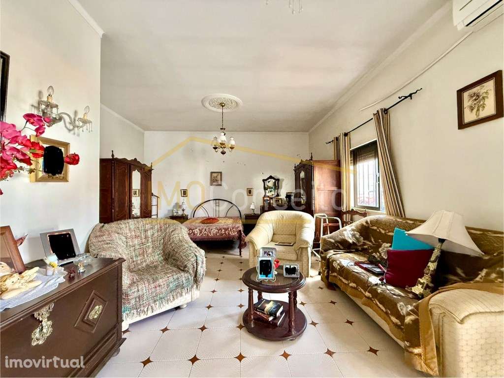 Moradia T2 Totalmente Térrea - Golegã - Grande imagem: 4/27