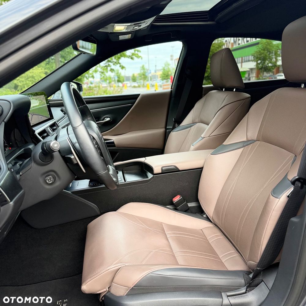 Lexus ES 300h Prestige - 8