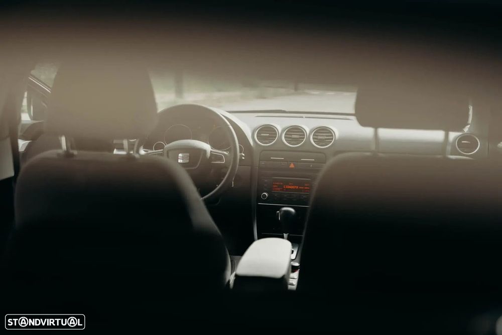 SEAT Exeo ST 2.0 TDI Style Multitronic - 19