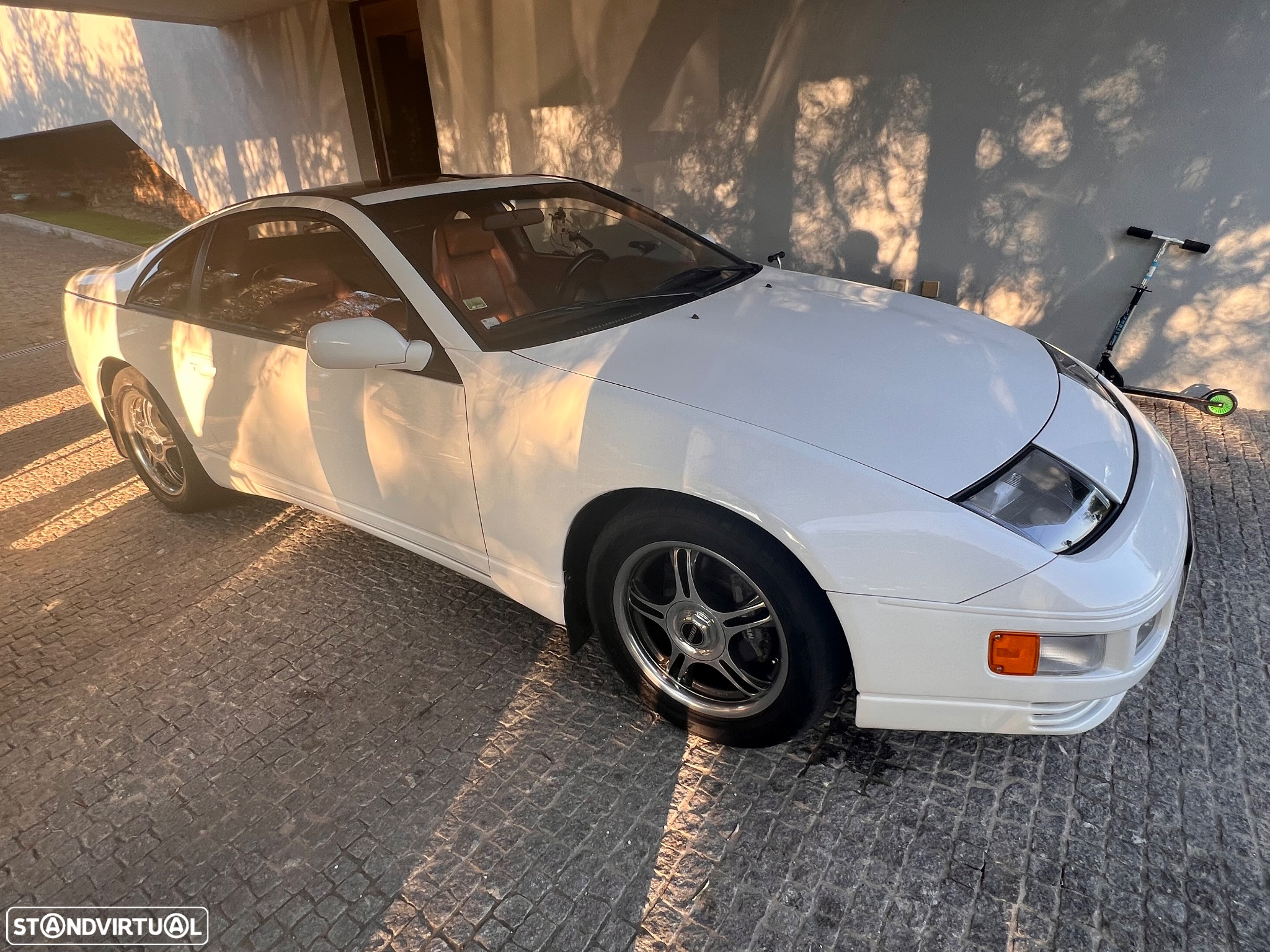 Nissan 300 ZX - 4