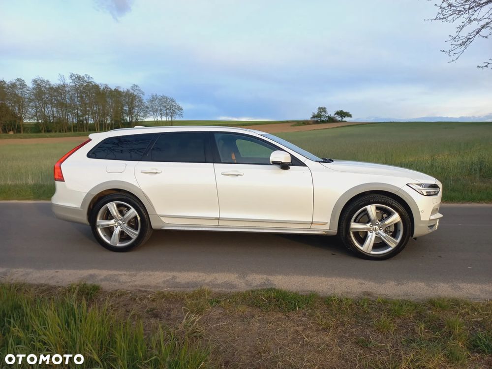 Volvo V90 - 4