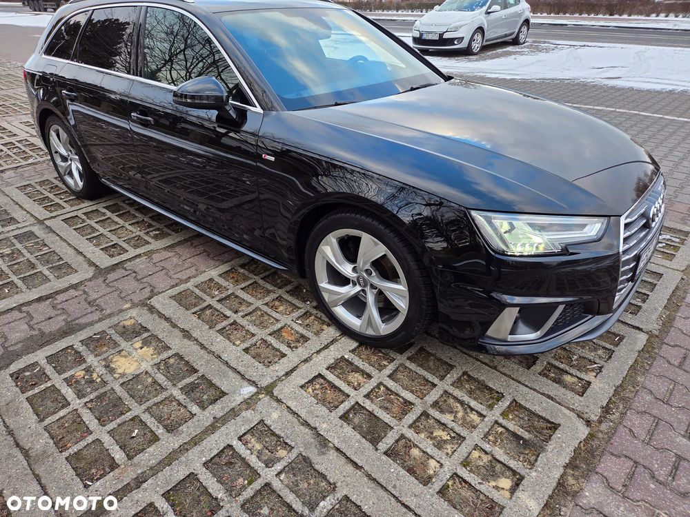 Audi A4 Avant 40 TFSI S tronic S line - 9