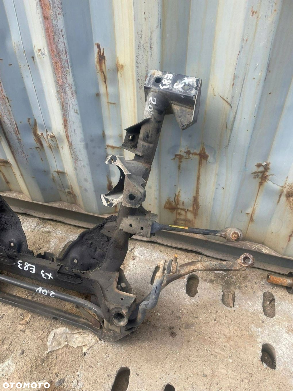 BELKA WÓZEK SANKI PRZÓD BMW E83 X3 2.0D - 4