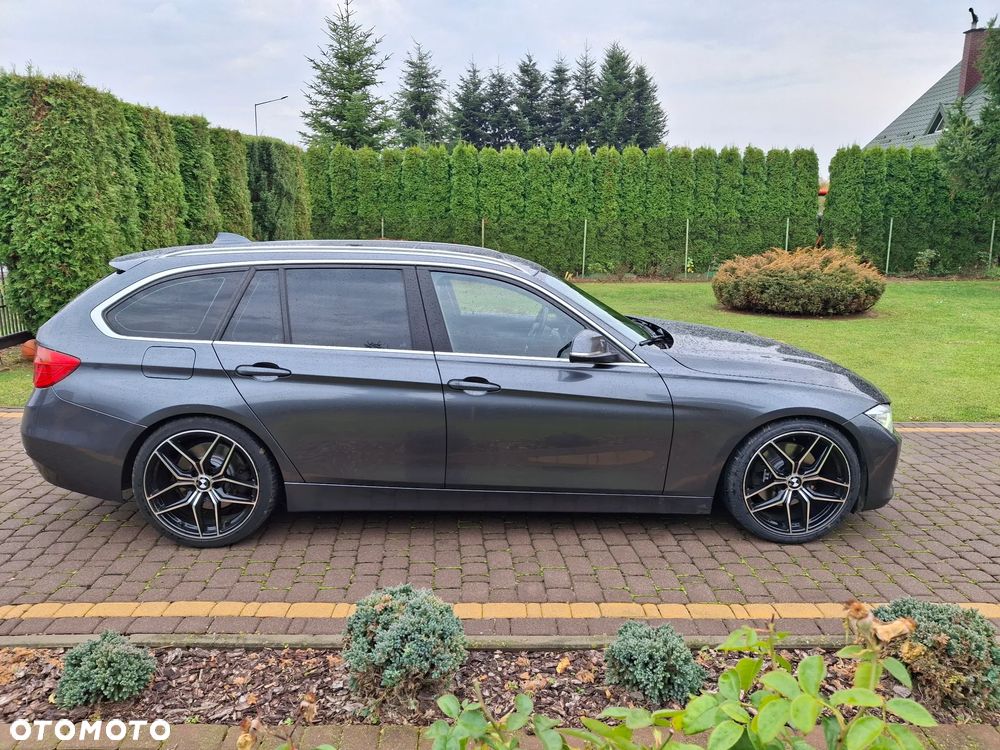 BMW Seria 3 330d Touring Edition M Sport Shadow - 4