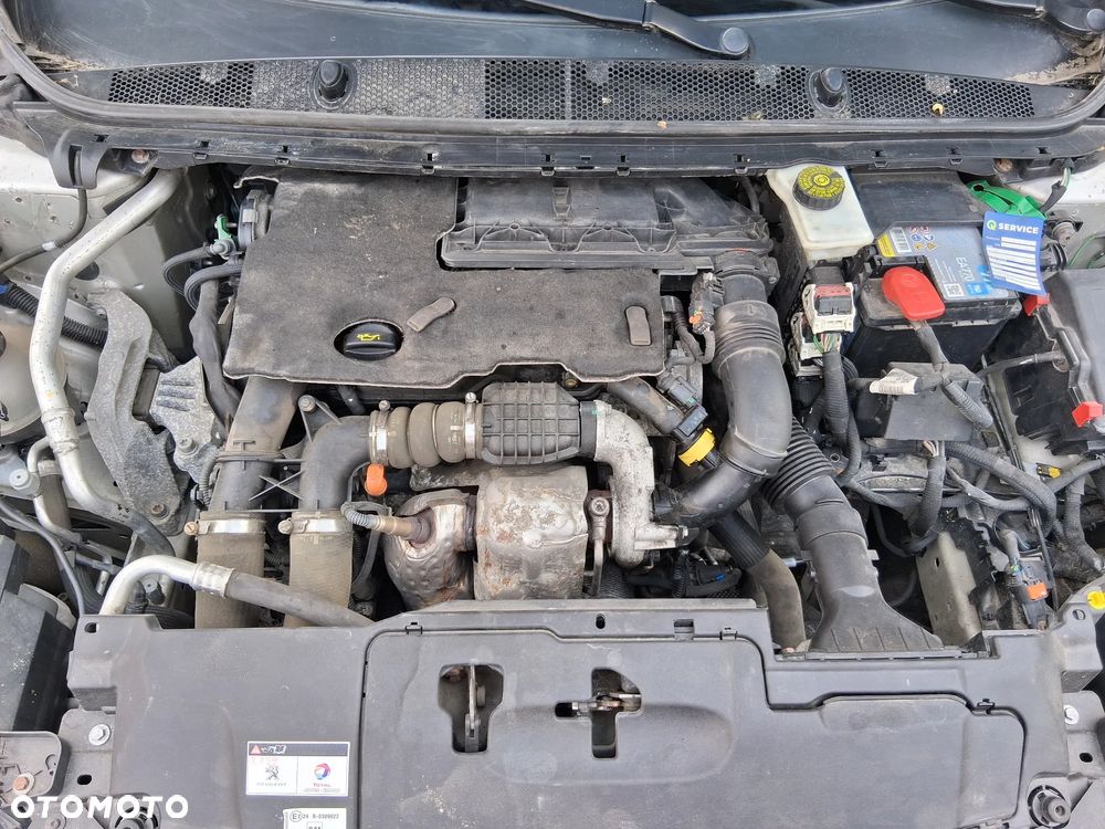 Peugeot 308 1.6 HDi Active - 17